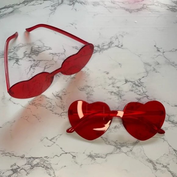 🍒 Heart💕 Sunglasses - Picture 5 of 9